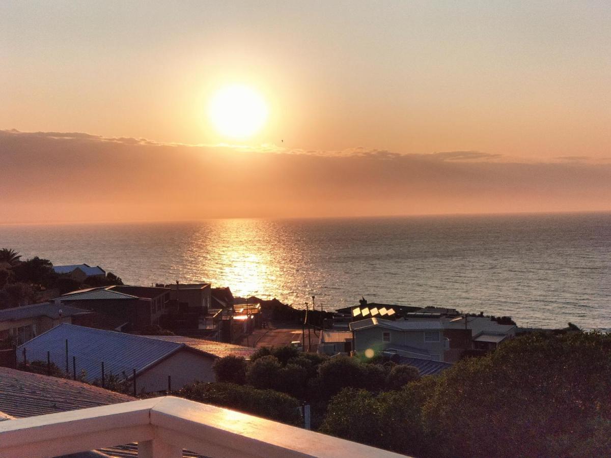 De La Hilcremat Otel Simonʼs Town Dış mekan fotoğraf